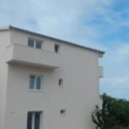 Megi * Rogoznica (Sibenik-Knin)